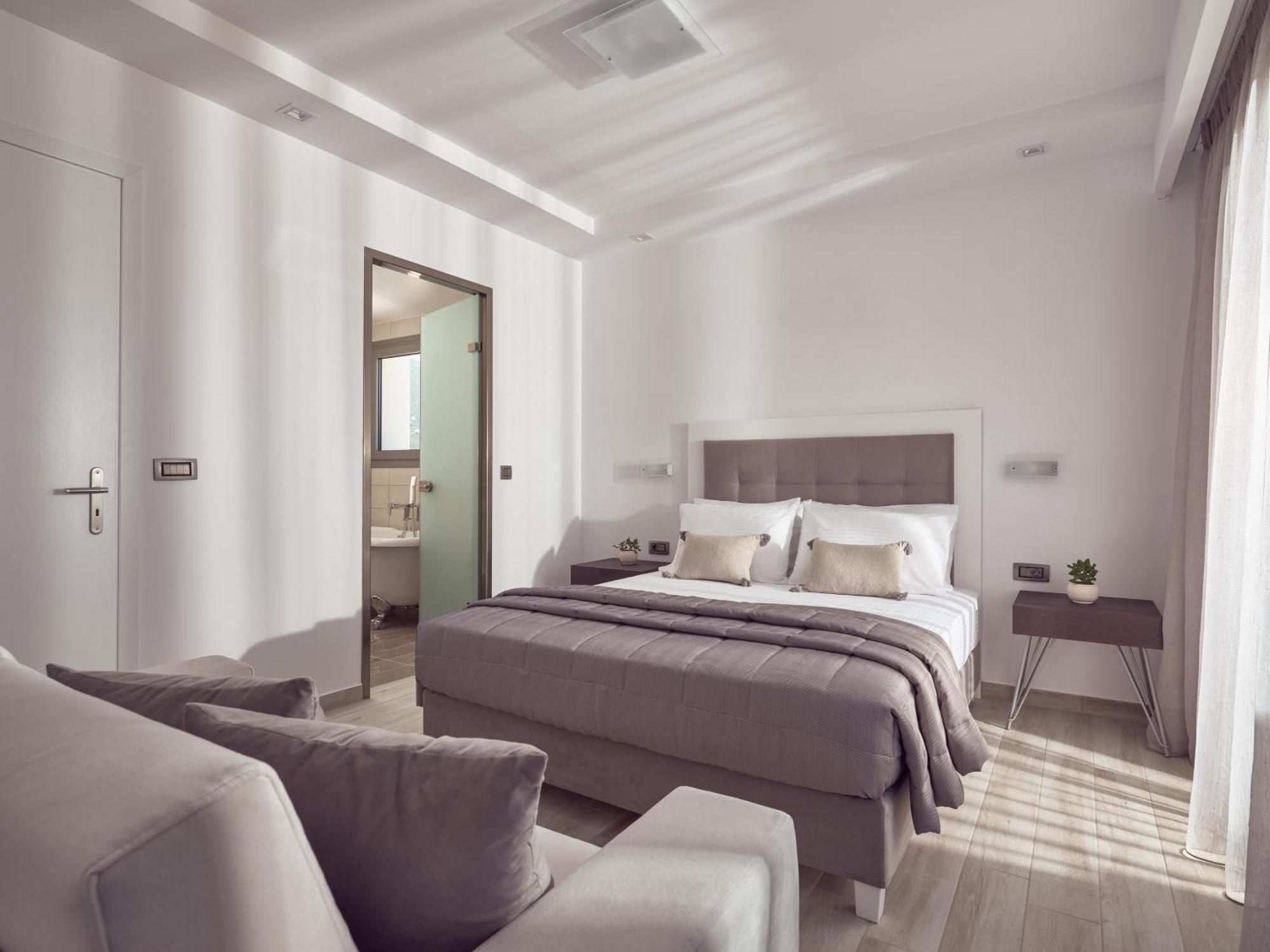 Bright Coast Superior Villa Alykes  Bagian luar foto