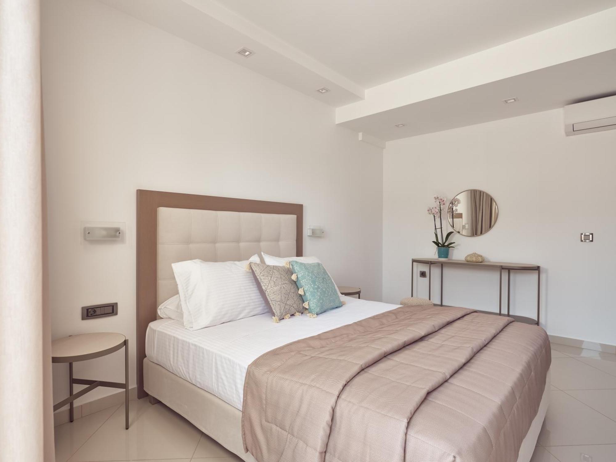 Bright Coast Superior Villa Alykes  Bagian luar foto